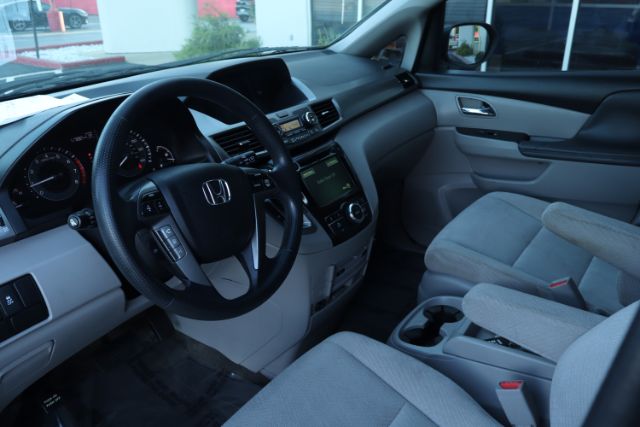 2017 Honda Odyssey  thumbnail 17