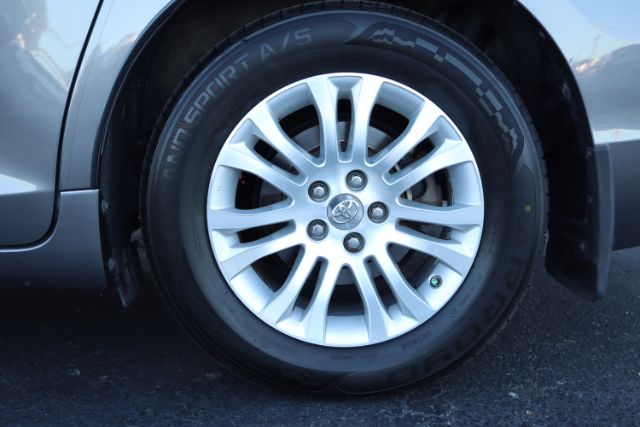 2016 Toyota Sienna  thumbnail 29