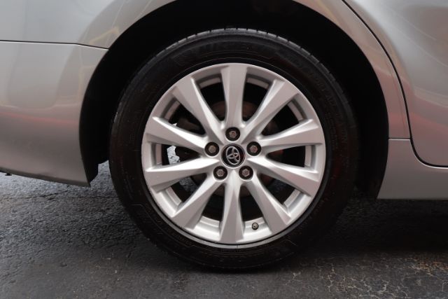 2018 Toyota Camry  thumbnail 24