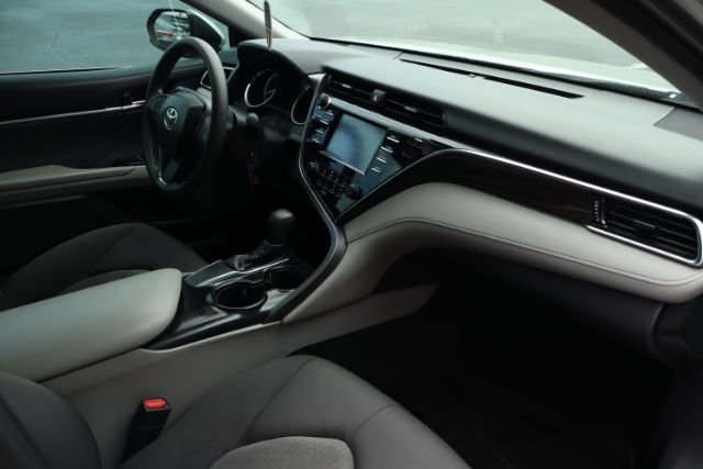2018 Toyota Camry  thumbnail 22