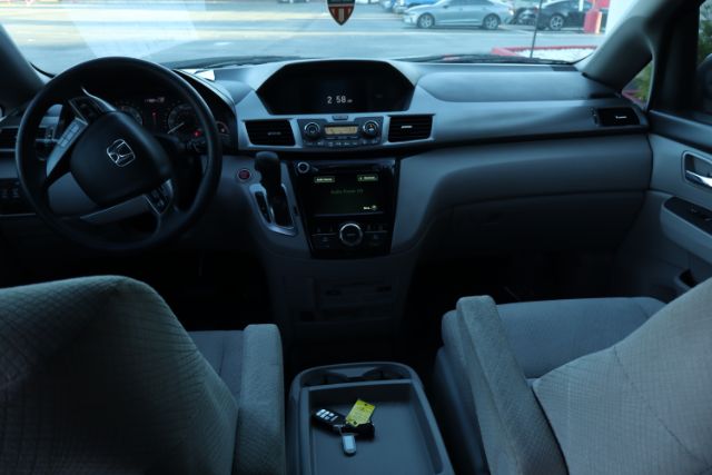 2017 Honda Odyssey  thumbnail 15
