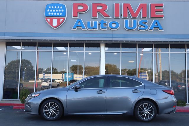 2018 Lexus ES 350  vehicle photo