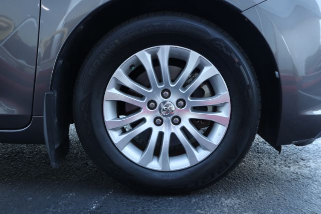 2016 Toyota Sienna  thumbnail 27
